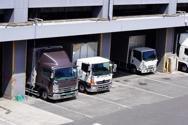 トラック運転手 面接 服装