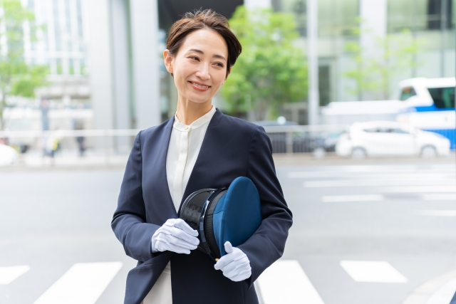 タクシー運転手　仕事内容