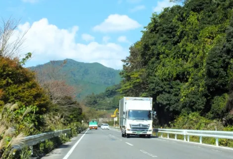 運送業界 自動運転トラック